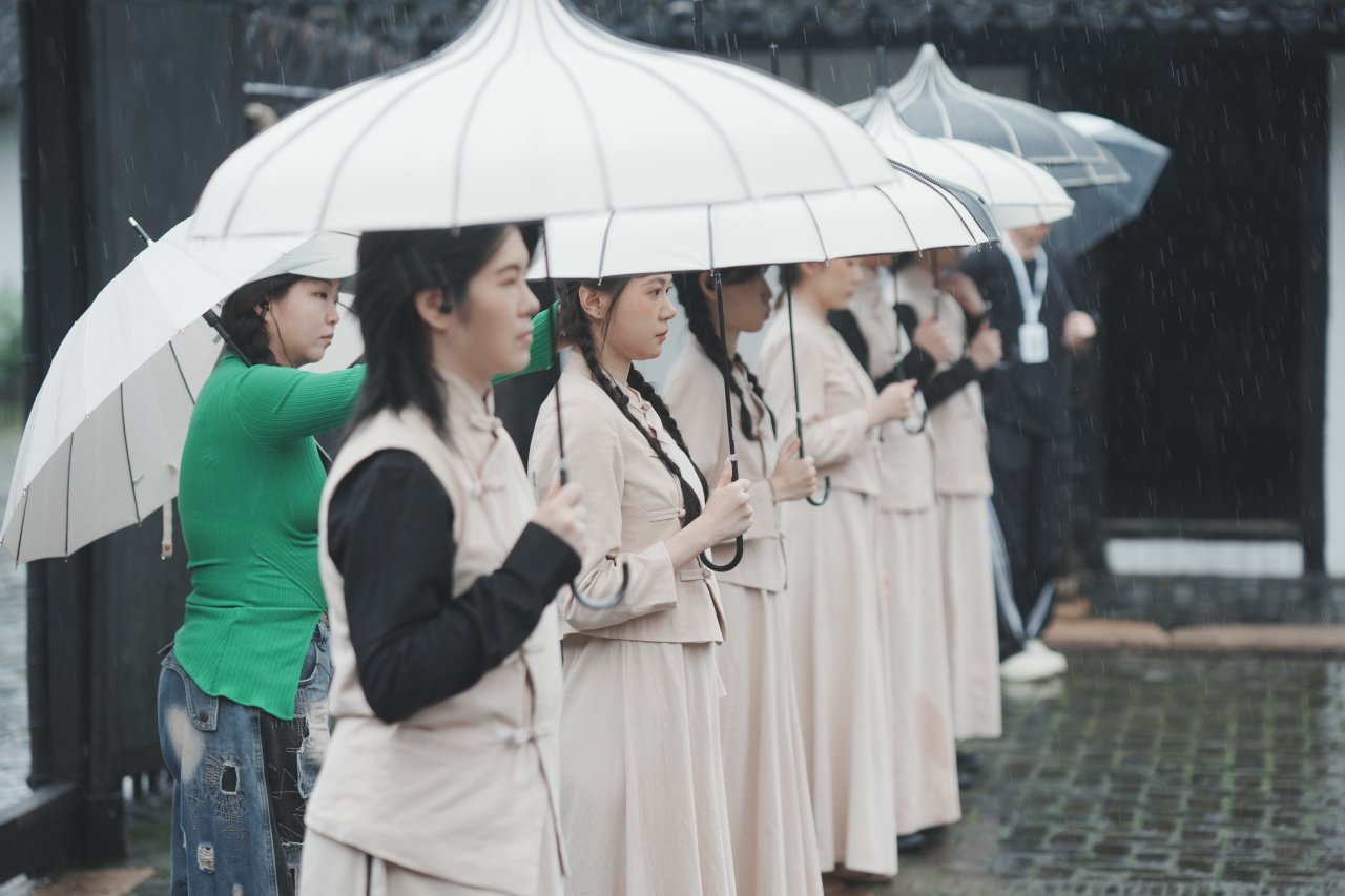 却滋养出鲜活生命？